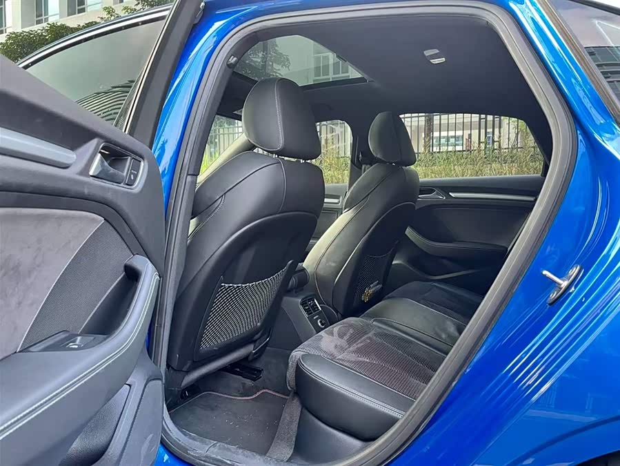 Audi S3 2018 car image #10