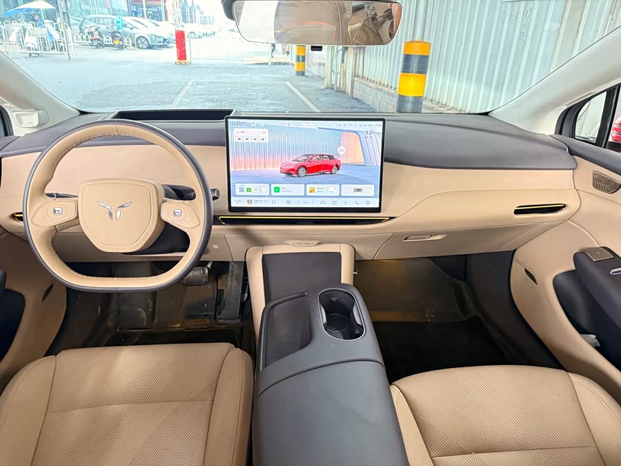 HongQi TianGong 05 2025 immagine di auto #10