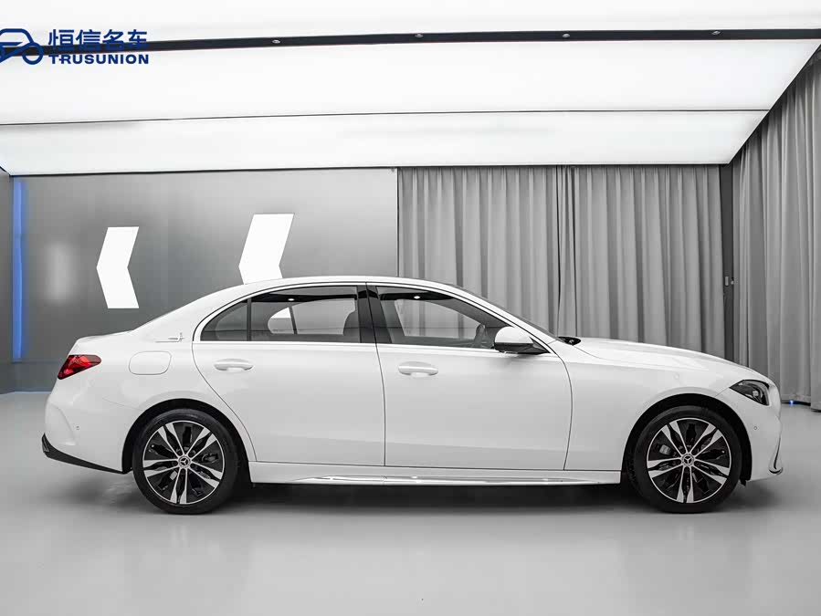 Mercedes-Benz C Class New Energy 2024 صورة سيارة #10