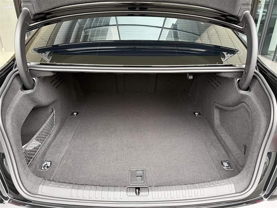 Audi A6L 2024 car image #10