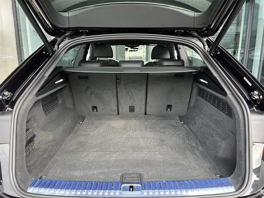 Audi Q8 2019 #10 Audi Q8 2019 car image #10