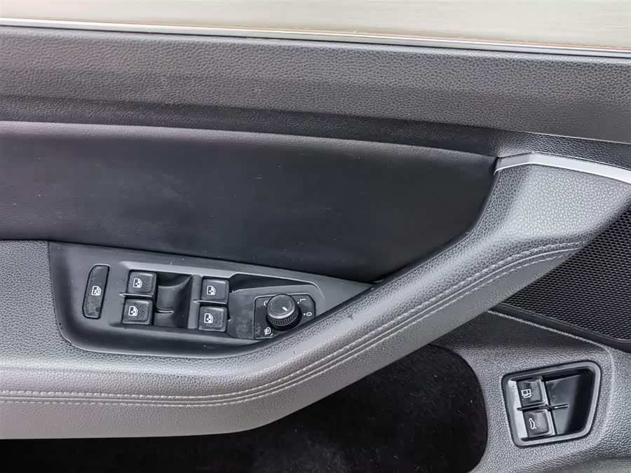 Volkswagen Variant New Energy 2019 صورة سيارة #10