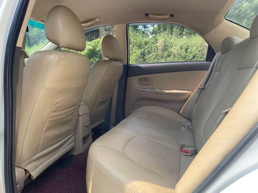 Kia Cerato 2010 imagen de coche #10