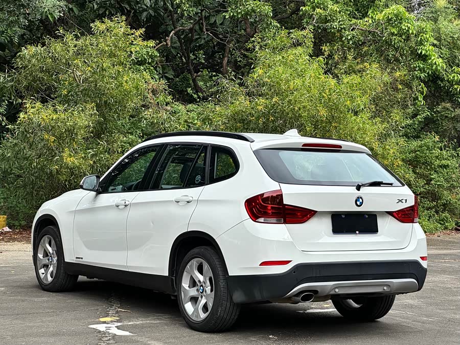 BMW X1 (Imported) 2012 car image #10