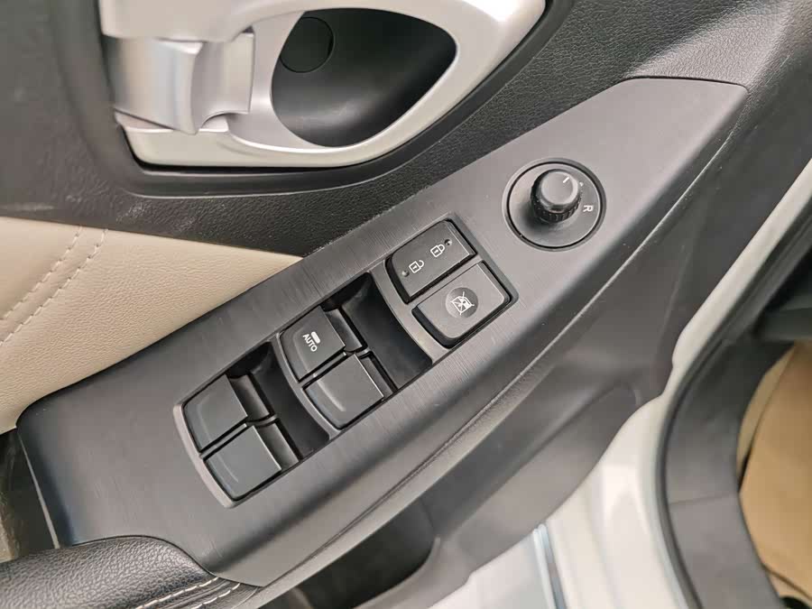 GAC Trumpchi GA3S 2015 #10 GAC Trumpchi GA3S 2015 car image #10