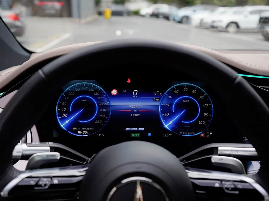 Mercedes-Benz EQS AMG 2023 #10 Mercedes-Benz EQS AMG 2023 car image #10