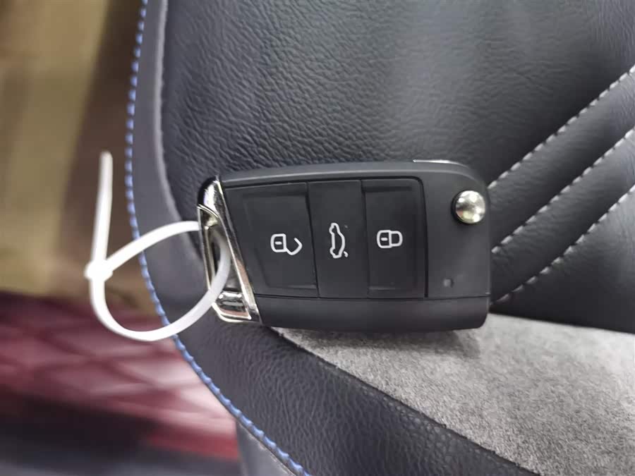 Volkswagen Tayron GTE 2020 car image #10