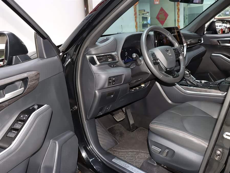 Toyota Crown Kluger 2024 #10 Toyota Crown Kluger 2024 car image #10