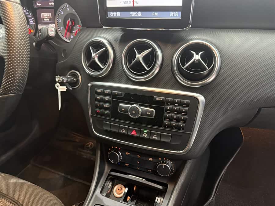 Mercedes-Benz A Class (Imported) 2015 car image #10