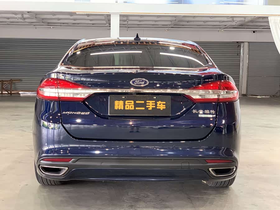 Ford Mondeo 2017 car image #10