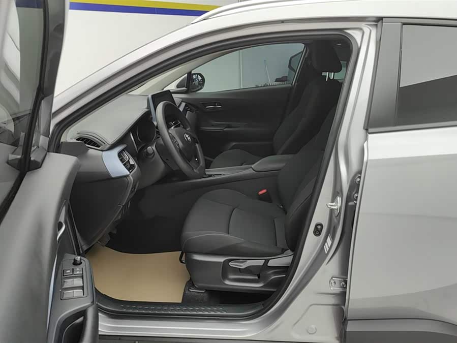 Toyota Izoa 2022 صورة سيارة #10