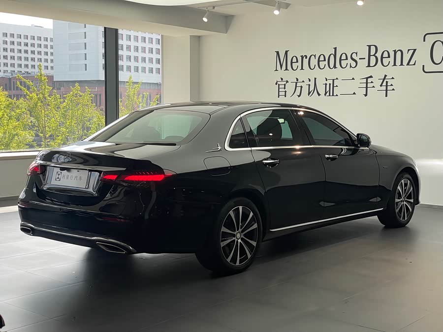 Mercedes-Benz E Class New Energy 2021 car image #10