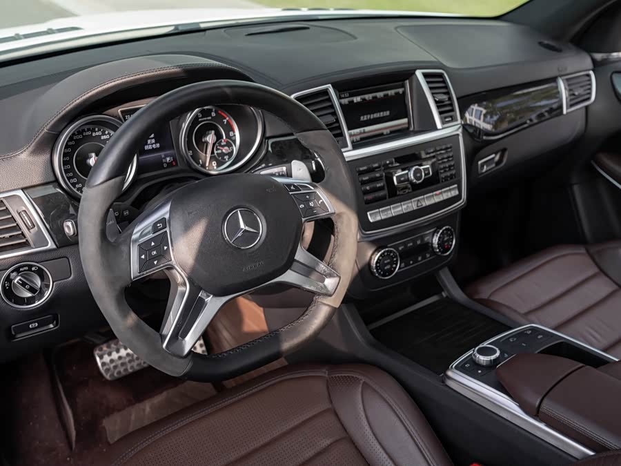 Mercedes-Benz GL AMG 2015 #10 Mercedes-Benz GL AMG 2015 изображение автомобиля #10