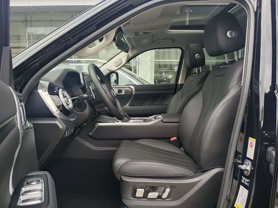 Tank 400 2024 #10 Tank 400 2024 imagen de coche #10