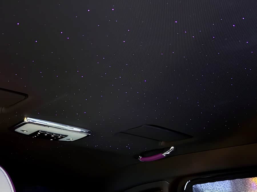 劳斯莱斯 古思特 2023 汽车图片 #10