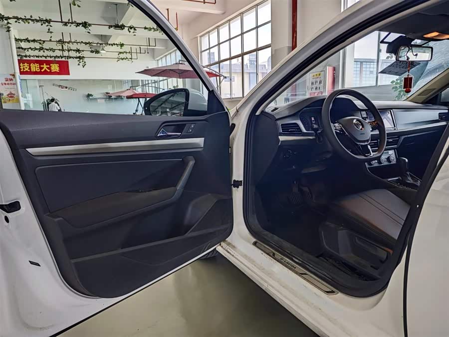 Volkswagen Lavida Pure Electric 2020 #10 Volkswagen Lavida Pure Electric 2020 صورة سيارة #10