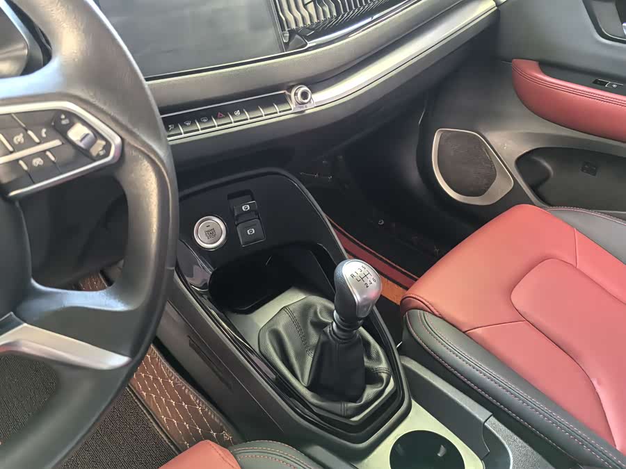 Haval H2s 2018 car image #10