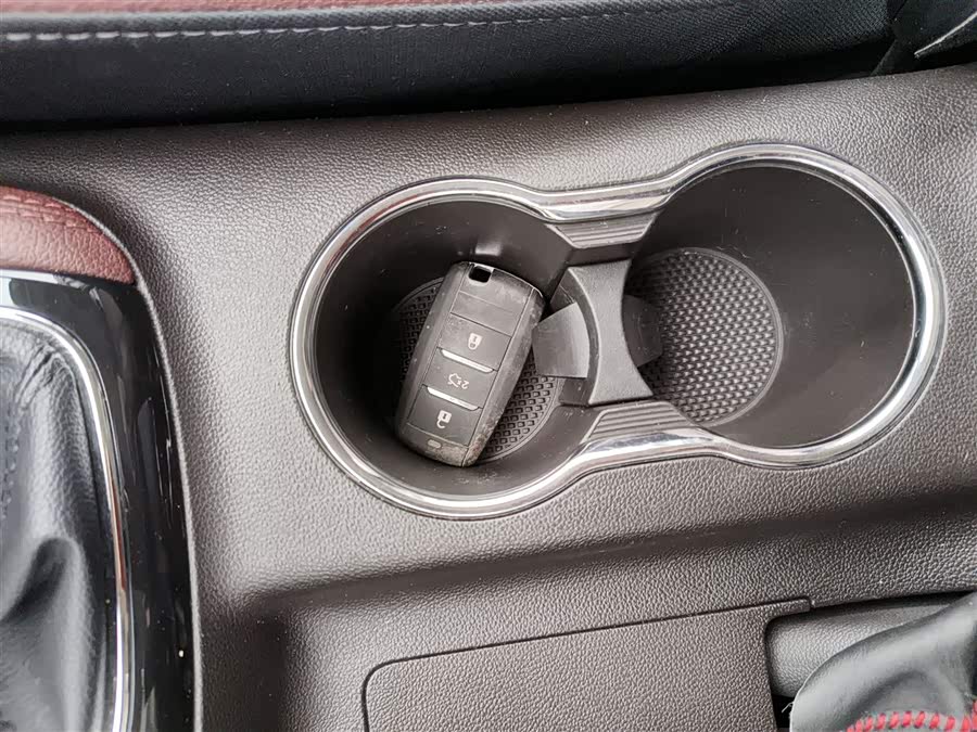 Changan Linmax 2017 car image #10