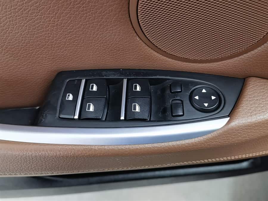 BMW 5 Series GT 2015 #10 BMW 5 Series GT 2015 immagine di auto #10