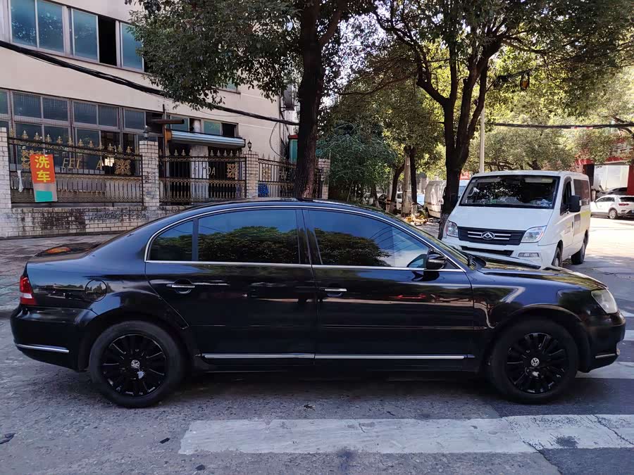 Volkswagen Passat Lingyu 2010 car image #10