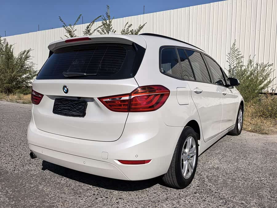 BMW 2 Series Gran Tourer 2017 car image #10