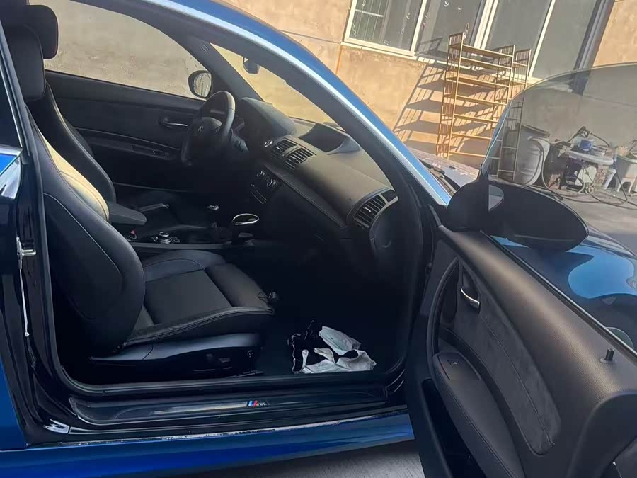 BMW 1 Series M 2013 car image #10