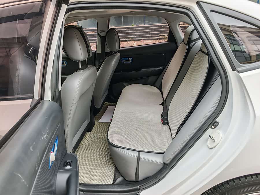 Hyundai Elantra EV 2017 car image #10