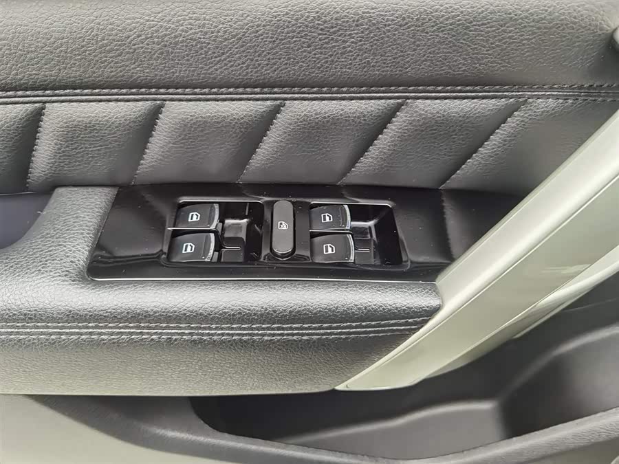 Haval H2 2016 #10 Haval H2 2016 car image #10