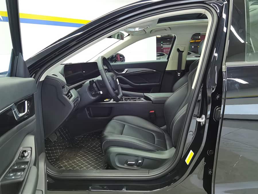 2024 car image #10