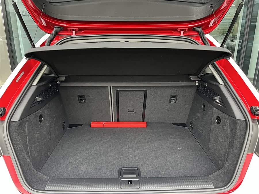 Audi A3 2018 immagine di auto #10