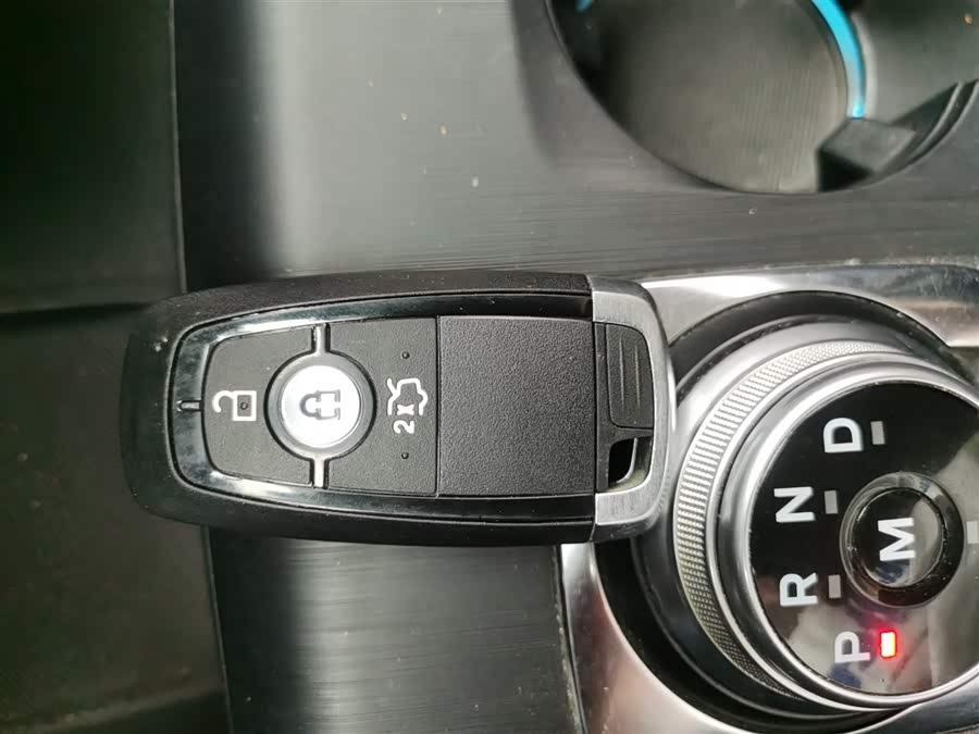 Ford Focus Active 2019 car image #10