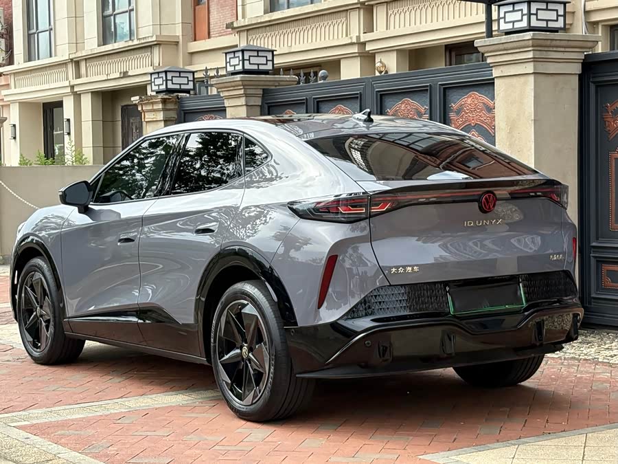 Volkswagen ID.UNYX 06 2025 #10 Volkswagen ID.UNYX 06 2025 صورة سيارة #10
