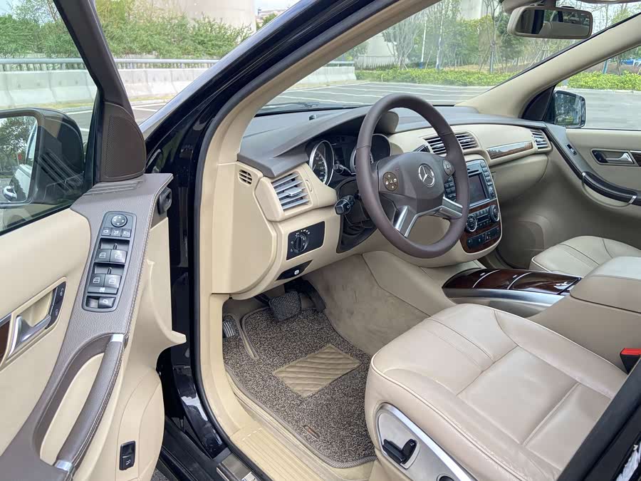 Mercedes-Benz R Class 2013 #10 Mercedes-Benz R Class 2013 car image #10