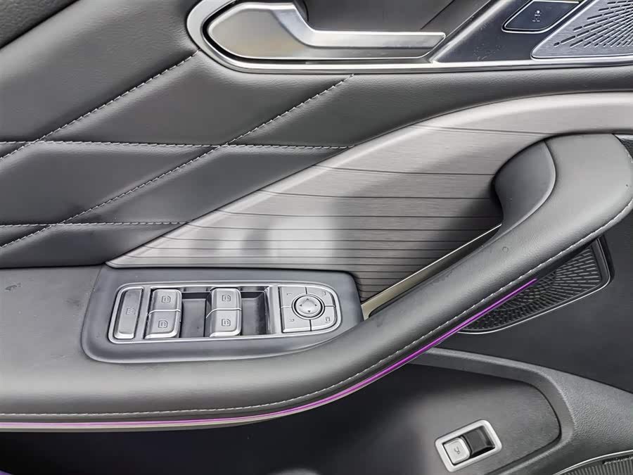 HongQi HS7 PHEV 2025 #10 HongQi HS7 PHEV 2025 car image #10