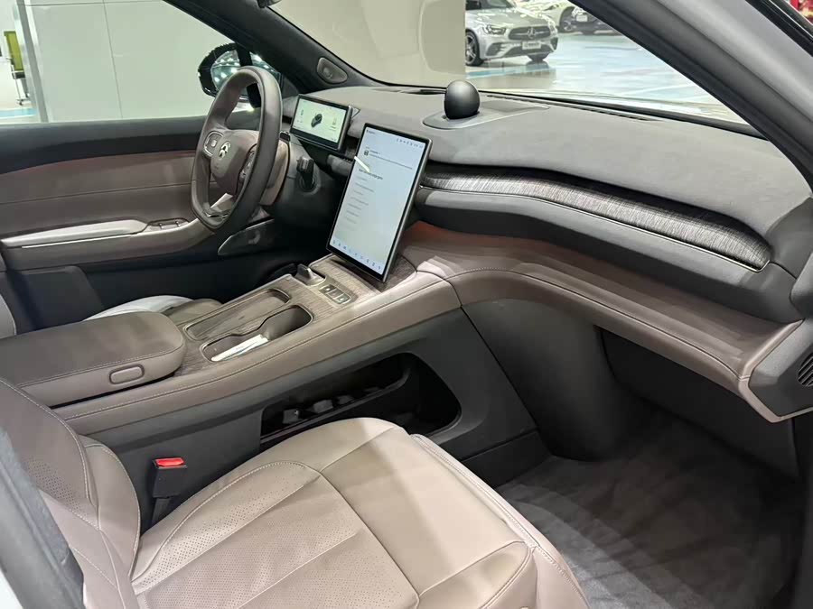 NIO ES7 2023 изображение автомобиля #10