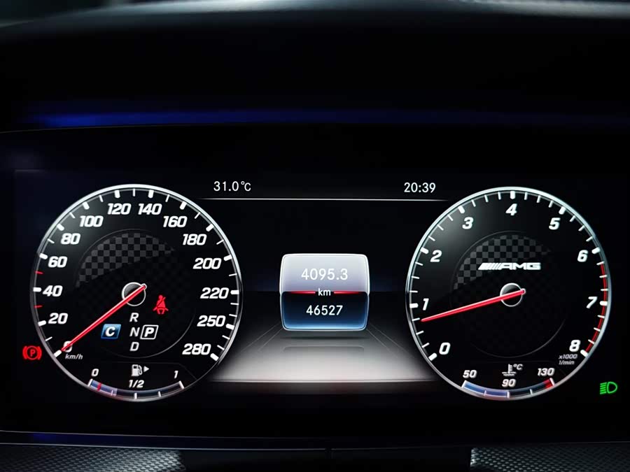 Mercedes-Benz E AMG 2018 immagine di auto #10