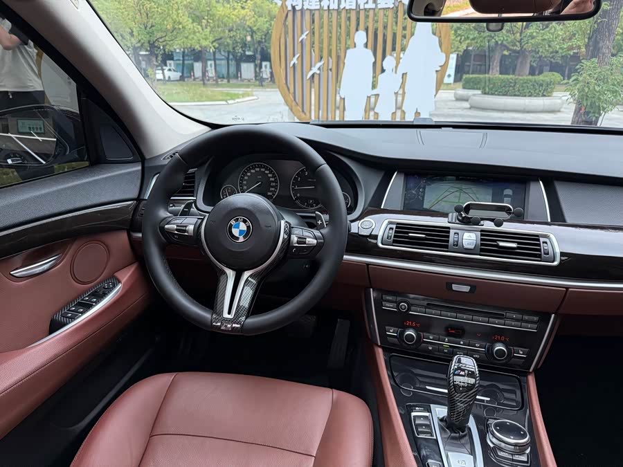 BMW 5 Series GT 2014 #10 BMW 5 Series GT 2014 immagine di auto #10