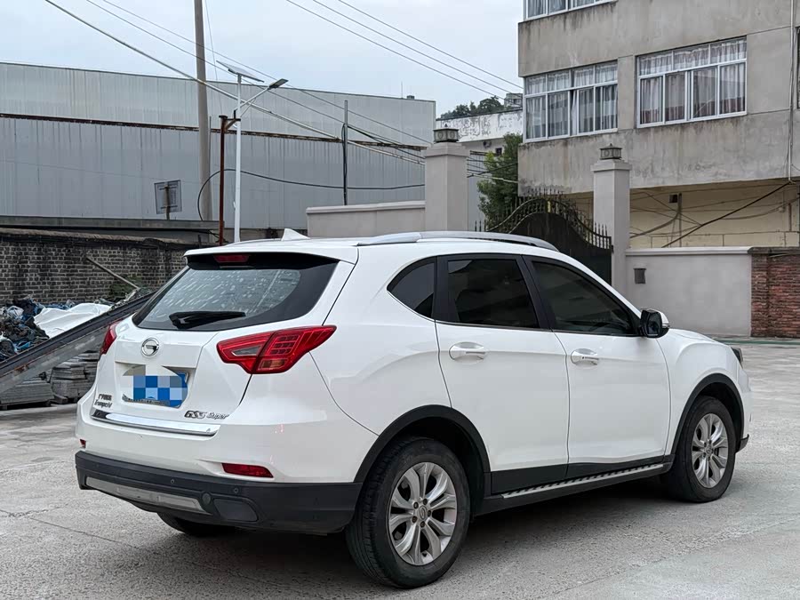 GAC Trumpchi GS5 Super 2015 #10 GAC Trumpchi GS5 Super 2015 car image #10