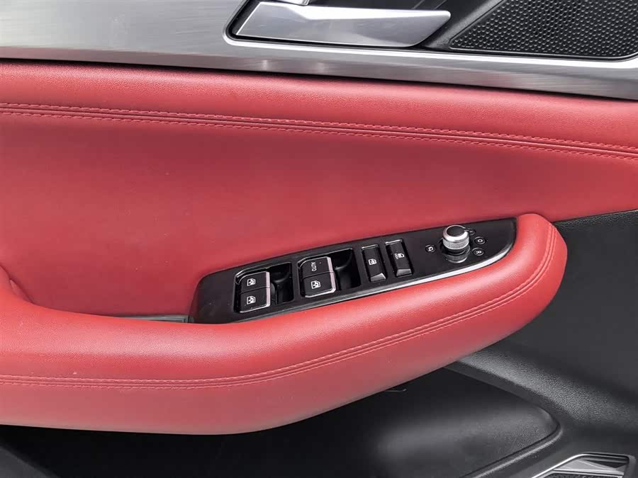 Changan CS85 Coupe 2020 car image #10