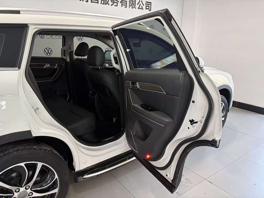 Haval H6 Coupe 2016 immagine di auto #10