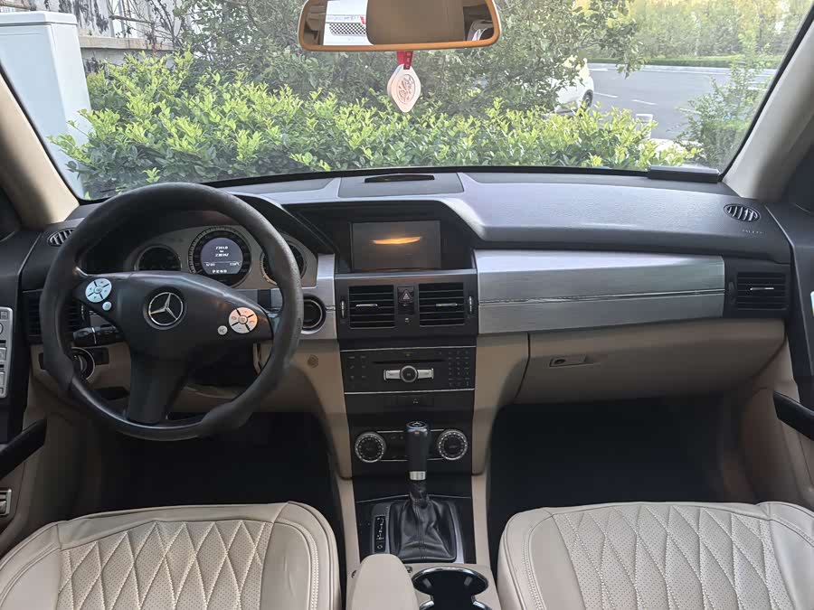 Mercedes-Benz GLK Class (Imported) 2011 #10 Mercedes-Benz GLK Class (Imported) 2011 car image #10