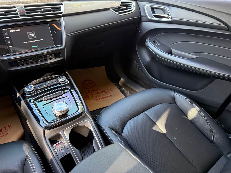 荣威 荣威Ei5 2018 汽车图片 #10