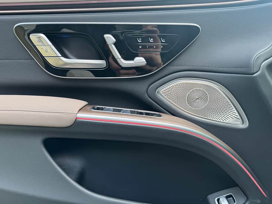 Mercedes-Benz EQS Class 2022 #10 Mercedes-Benz EQS Class 2022 car image #10