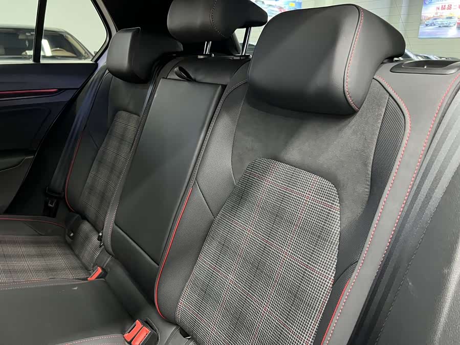 Volkswagen GolfGTI 2022 #10 Volkswagen GolfGTI 2022 car image #10
