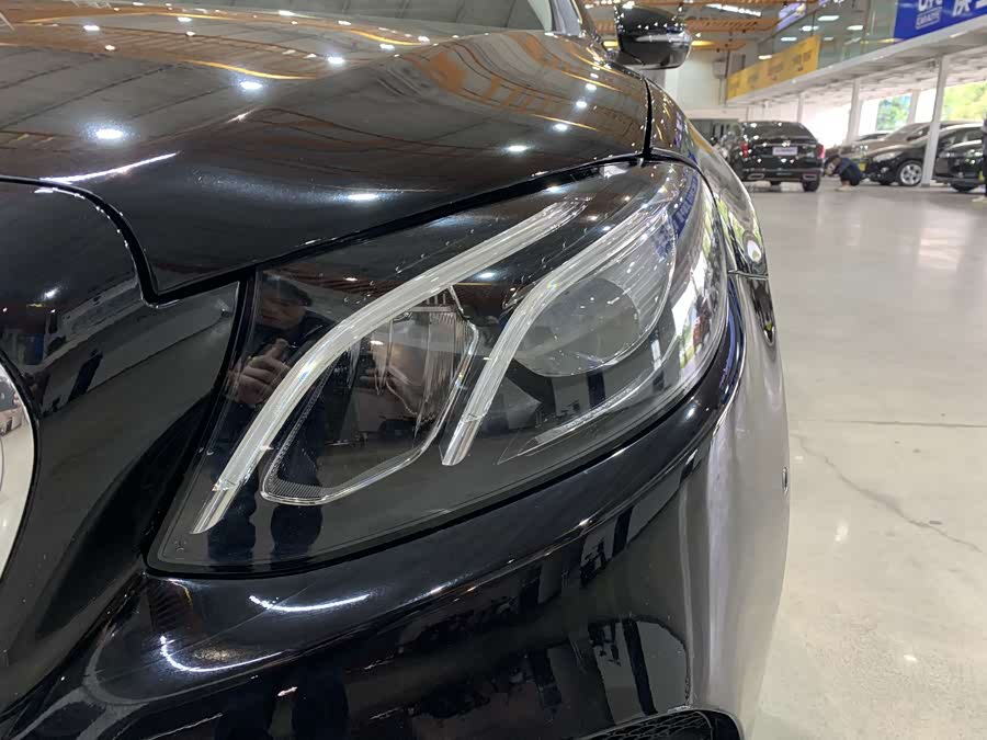 Mercedes-Benz E Class 2020 car image #10