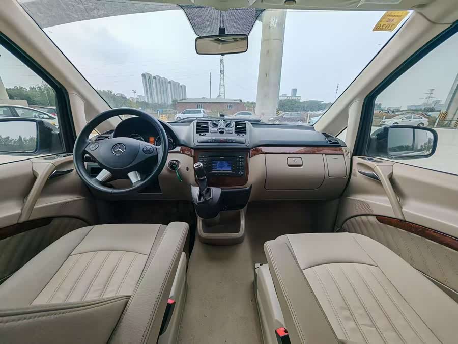 Mercedes-Benz Viano 2014 imagen de coche #10