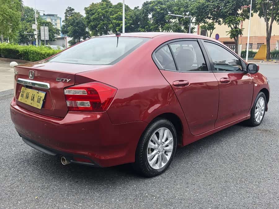 Honda City Classic 2013 #10 Honda City Classic 2013 car image #10