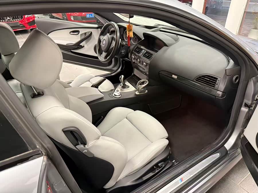 BMW M6 2006 car image #10