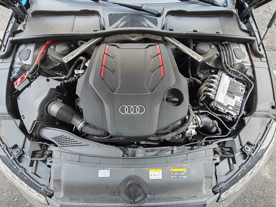 Audi S4 2023 صورة سيارة #10