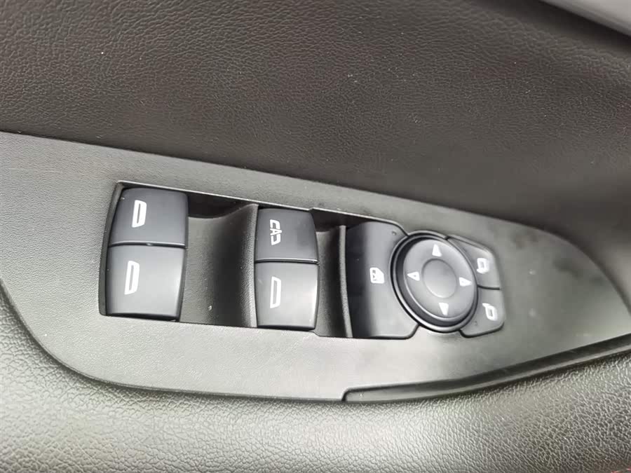 Chevrolet Blazer 2023 #10 Chevrolet Blazer 2023 car image #10